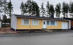Saunallinen iso omakotitalo